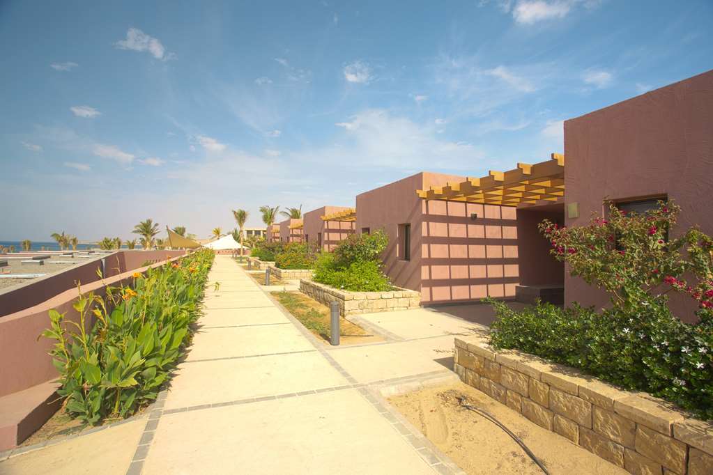 Golden Tulip Sharma Resort Quarto foto