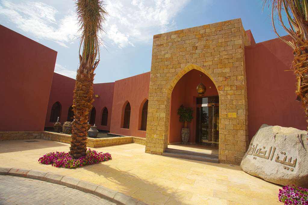 Golden Tulip Sharma Resort Exterior foto